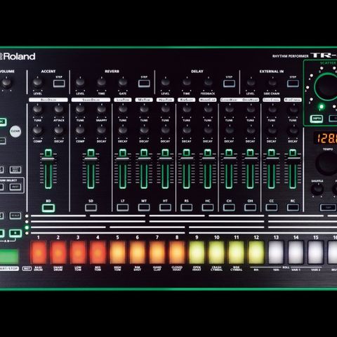 AIRA Roland TR-8 trommemaskin