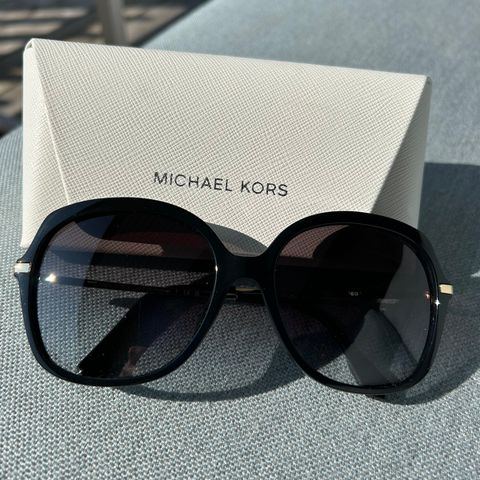 Michael Kors solbriller, sjeldent brukt