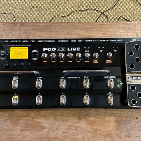 Line 6 POD X3 Live multieffektpedalbrett