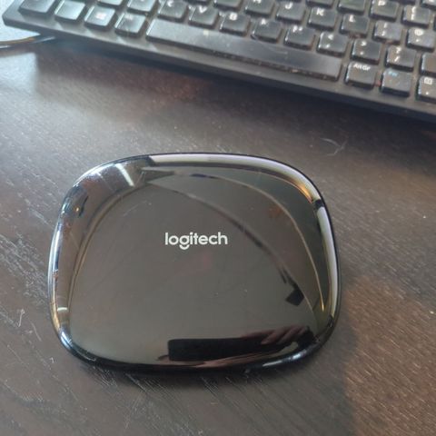 Logitech Harmony Hub