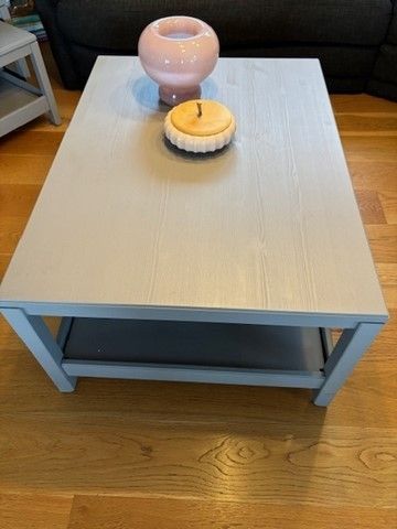 Grått møbelsett (Ikea)