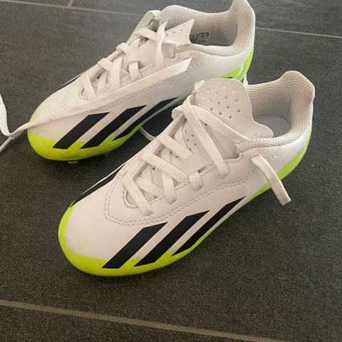 Fotball sko adidas 30 barn