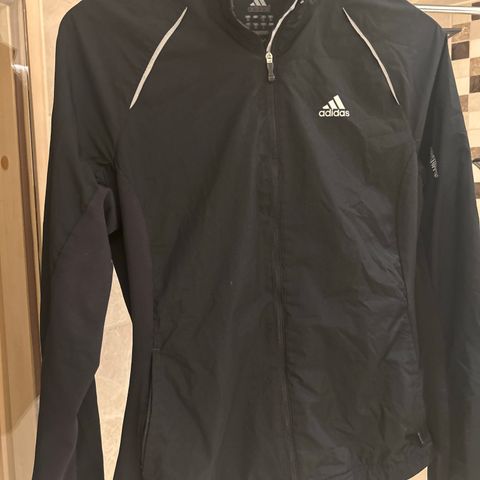 Adidas treningsjakke Str 36