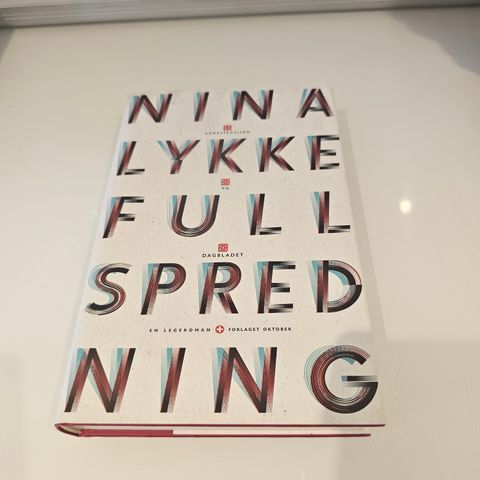 Full spredning. Nina Lykke