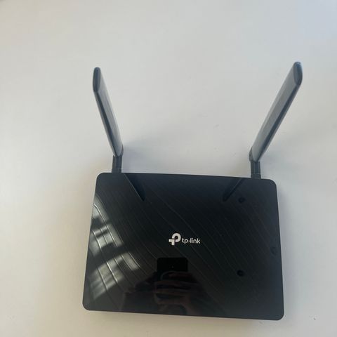 tp-link TL-MR150 Trådløs router for mobil (simkort)