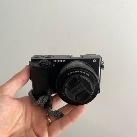 Sony a6000 med fire linser