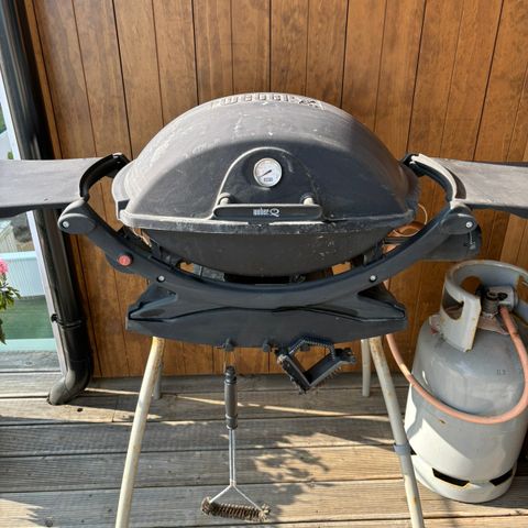 Fungerende Weber grill selges