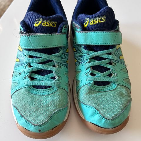 Asics pre-upcourt sko Str. 31.5