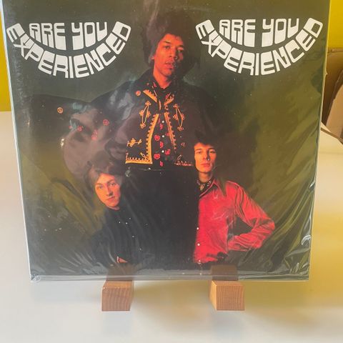 The Jimi Hendrix Experience – Are You Experienced