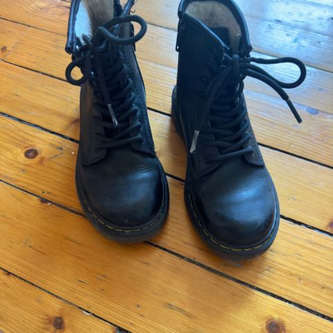 Dr martens barne sko