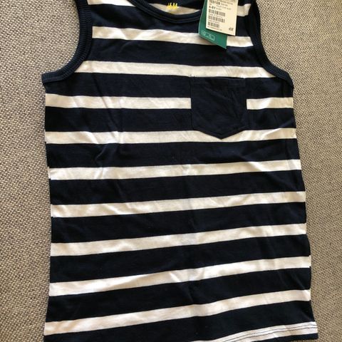 Ny: Singlet str 6/8 år