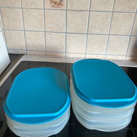 Tupperware etasjebokser