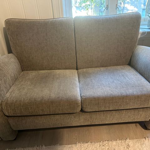 2 seter sofa fra Brunstad