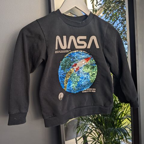 NASA genser h&m str.122-128