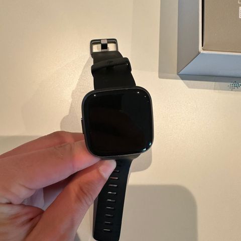 Fitbit versa 2