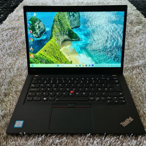 Strøken Lenovo Thinkpad X390, i3-8145U 2,1GHz(3,9GHz), 256GB SSD, 8GB ram 13,3"