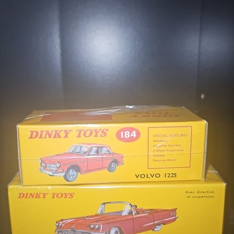 Dinky toys