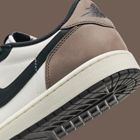 Jordan 1 Low Mocha Str 46