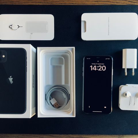 Sort iPhone 11 128 GB | Alt org. utstyr inkludert + lader