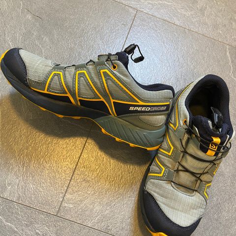 Salomon speed cross