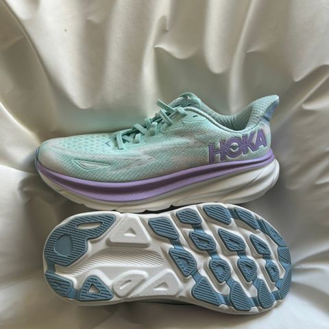 Hoka W Clifton 9 Wide str. 39 1/3