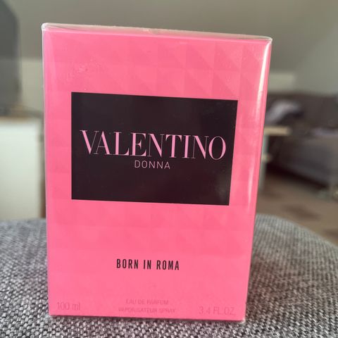 Helt ny valentino 100ml parfyme