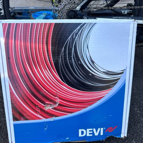 Devi varmekabel selges 1700W