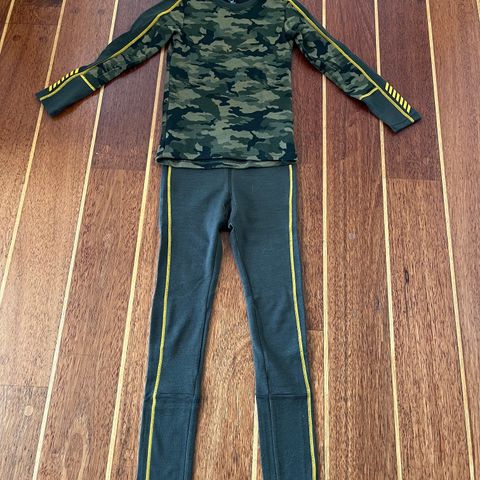 Helly Hansen ull str 140