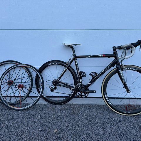 Landeveissykkel / Fuji SL1 Carbon