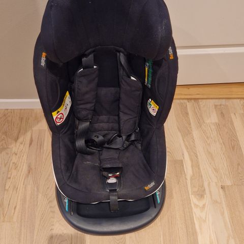 Be Safe bilsete inklu isofix base selges.