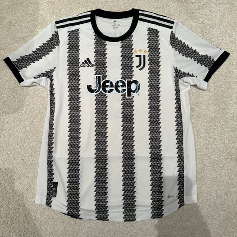 AUTHENTIC - Juventus drakt 22/23 #9, Vlahovic