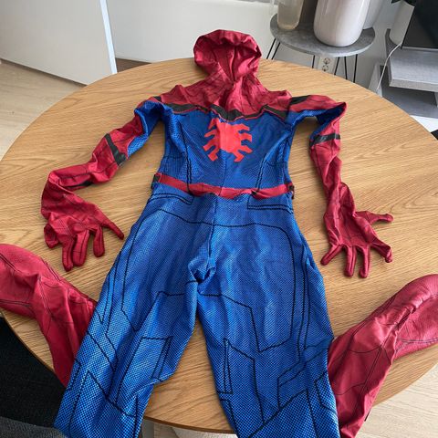 Spider-man kostyme