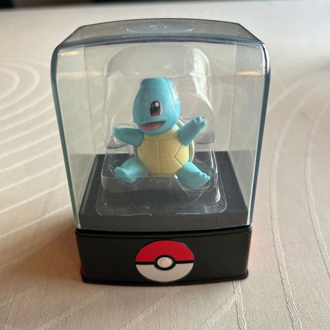 Pokemon Squirtle, figur i originalboks