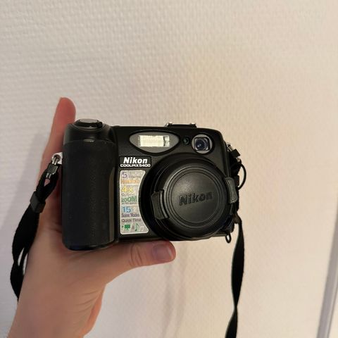 Nikon Coolpix 5400