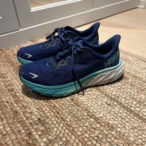 Hoka arahi 6 str. 37 1/3