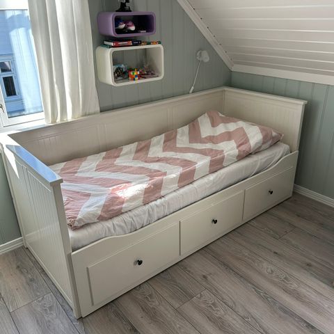 IKEA Hemnes seng