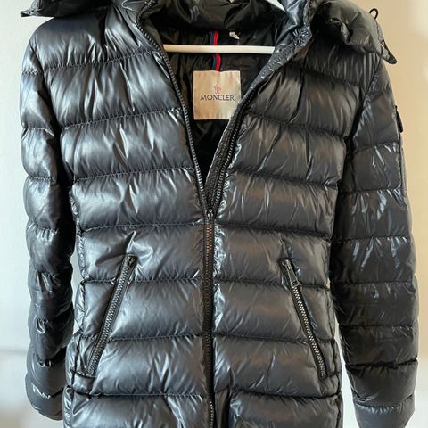 Moncler bady jakke