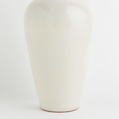 H&M terrakotta vase stor