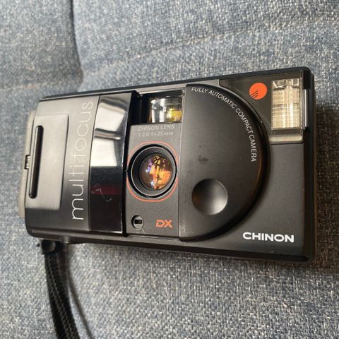 Chinon Auto 3001 “point n shoot”