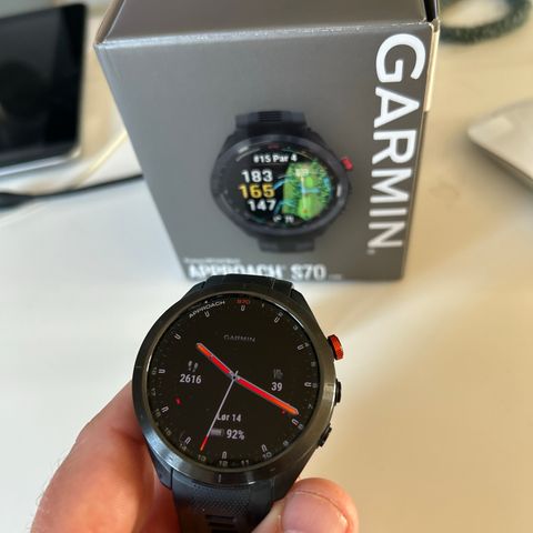 Garmin approach S70