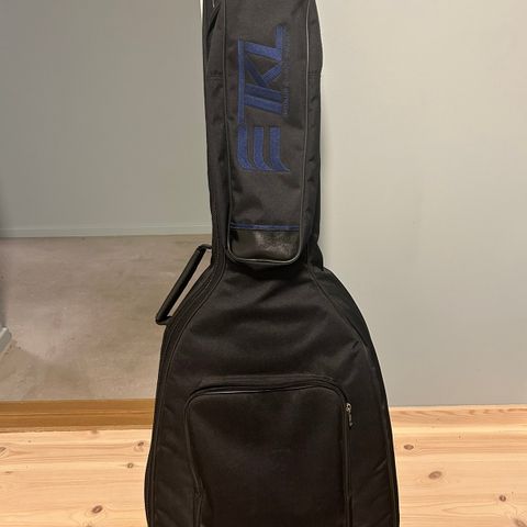 Solid gitarbag / sekk selges