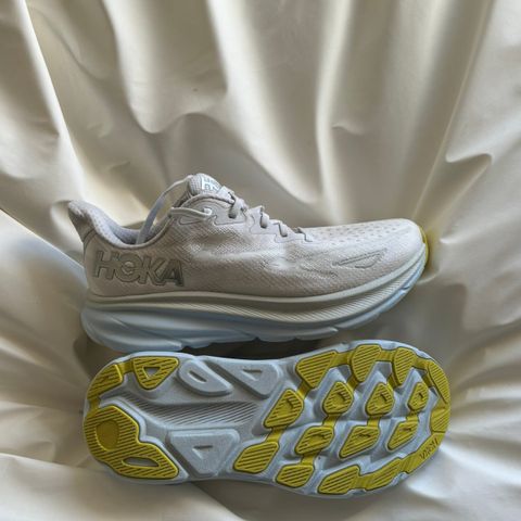 Hoka W Clifton 9 42