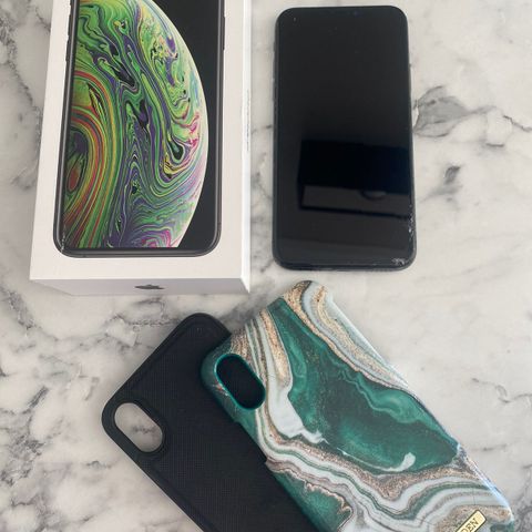 iPhone Xs, space grey, 64 GB