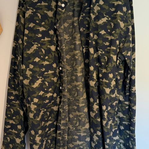 Moods of Norway camouflage skjorte XL