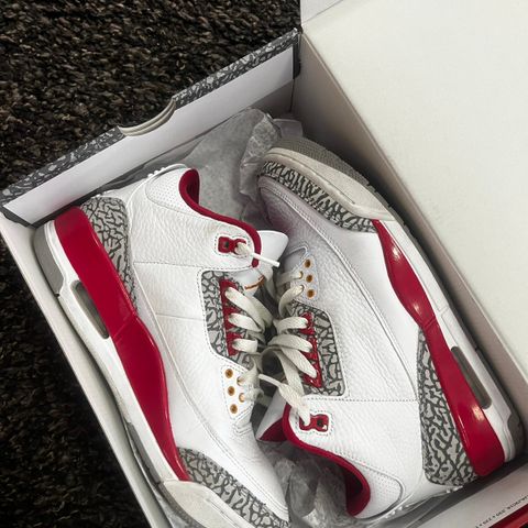 Jordan 3 Cardinal Red