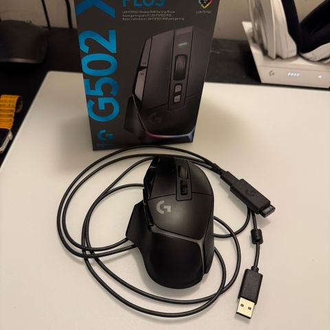 Logitech G502X Plus sort selges, lite brukt