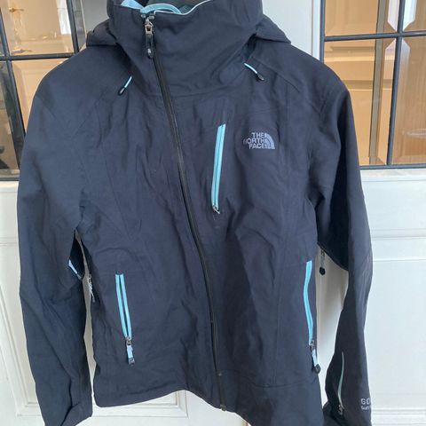 Nydelig north face jakke