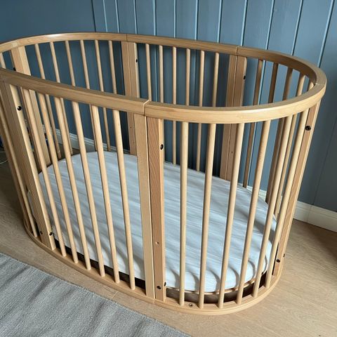 Stokke Sleepi Sprinkelseng V2