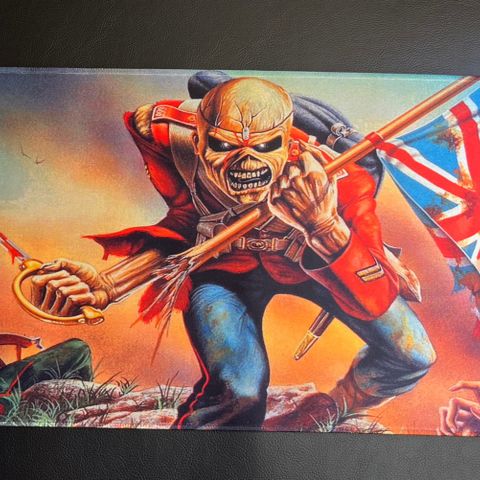 Stor PC/Musematte Med Bilde Av Iron Maiden 30X60 cm