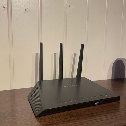 Netgear Nighthawk R7000 ac1900 wifi Router